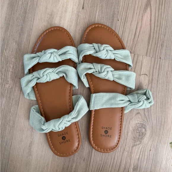 COPY - Women’s shade shore blue sandals size 8 - Picture 1 of 2